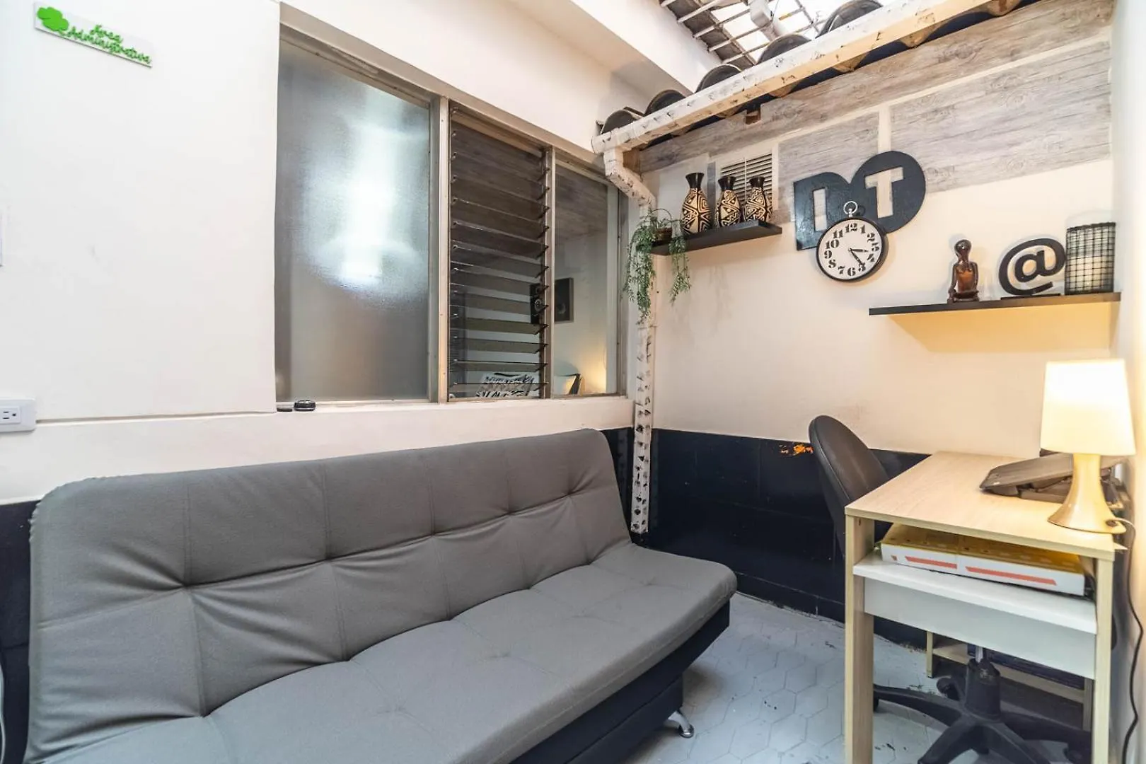 *** 招待所 Edificio Santamarta Medellin酒店 哥伦比亚