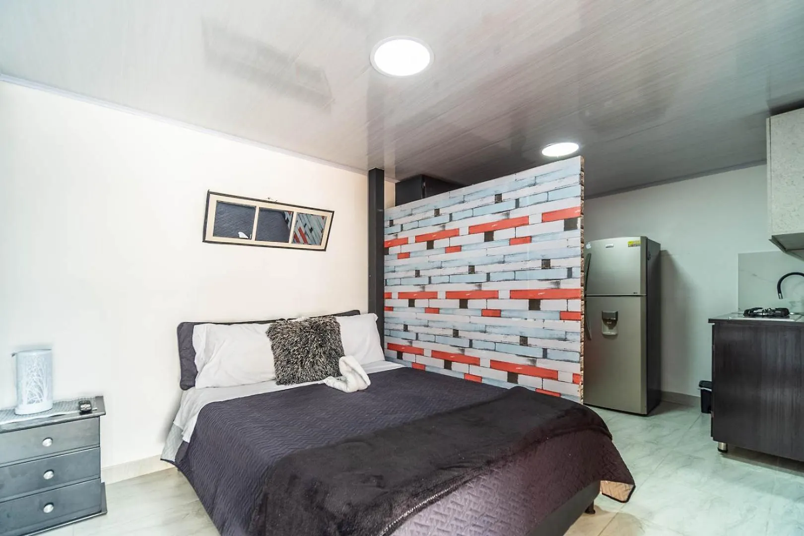 Edificio Santamarta Medellin酒店 3*, 麦德林