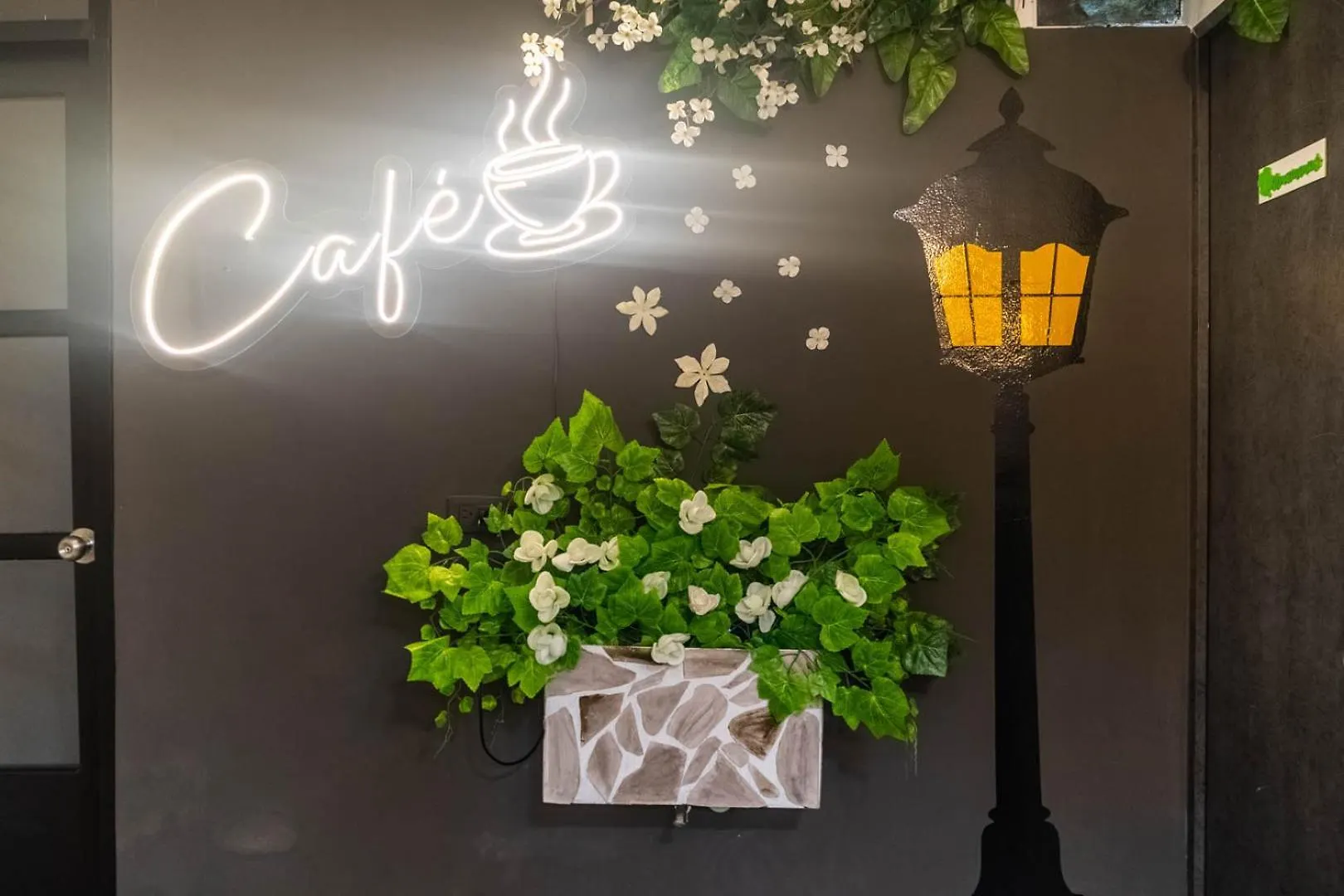Edificio Santamarta Medellin酒店 麦德林