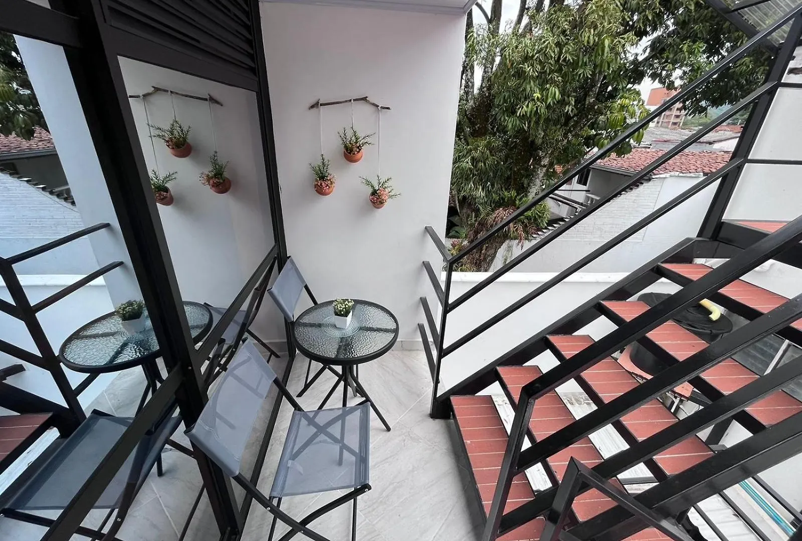 ゲストハウス ホテル Edificio Santamarta メデジン